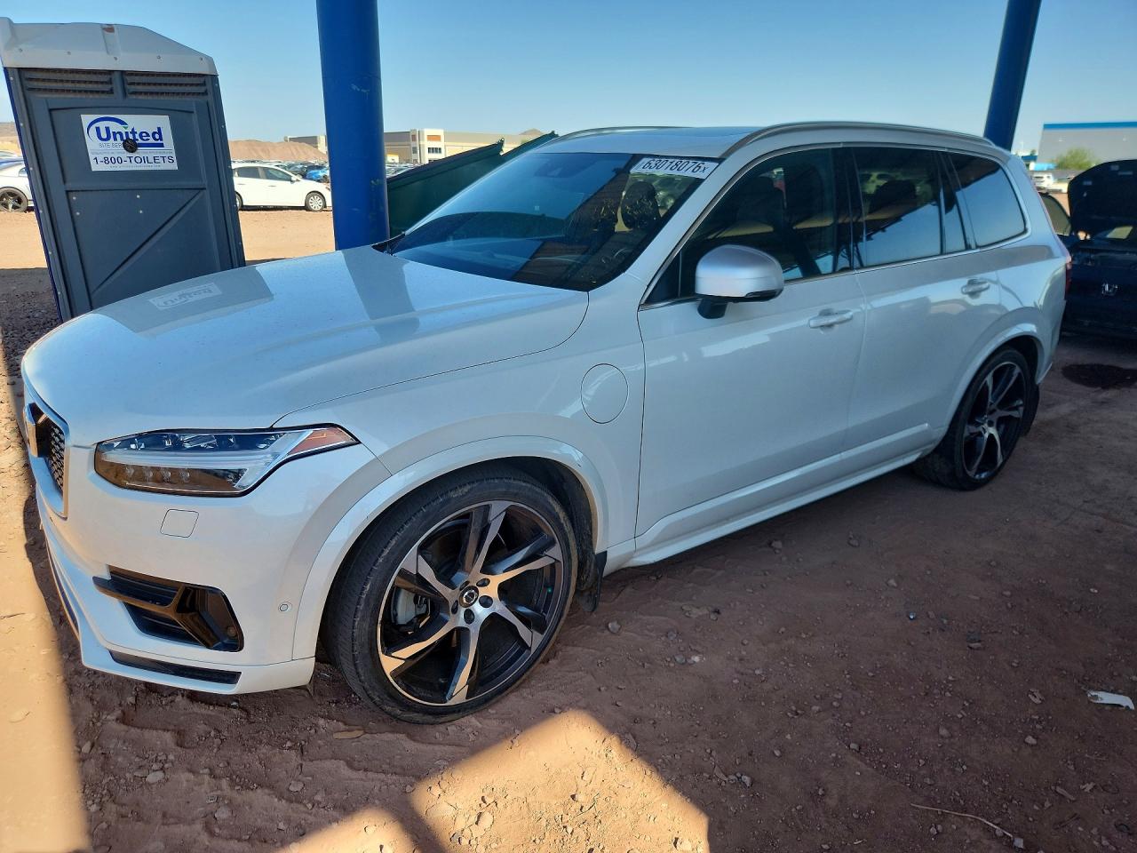 2018 VOLVO XC90 R-Design