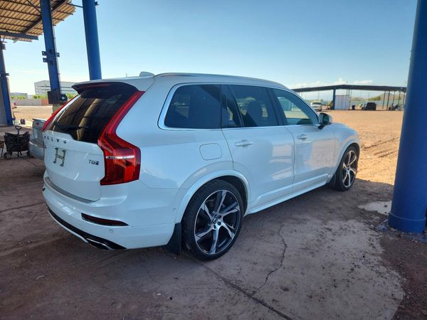 2018 VOLVO XC90 R-Design