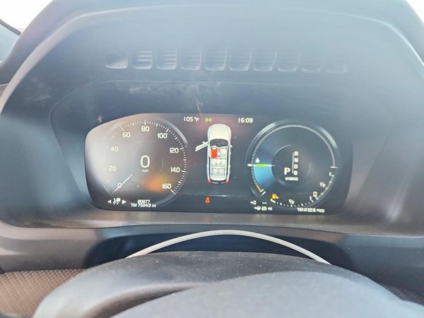 2018 VOLVO XC90 R-Design