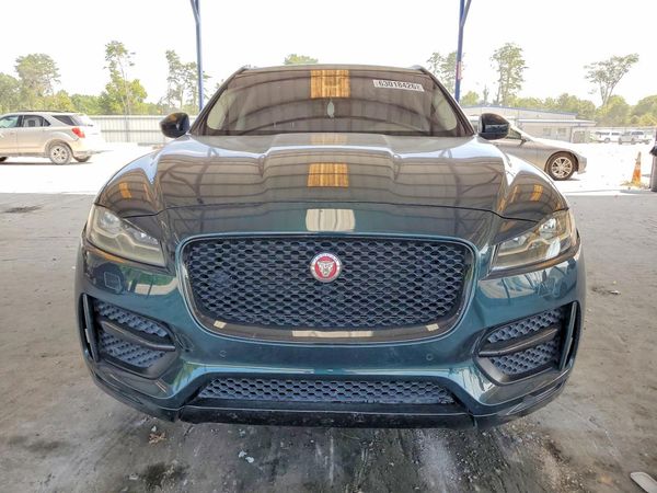 2017 JAGUAR F-PACE