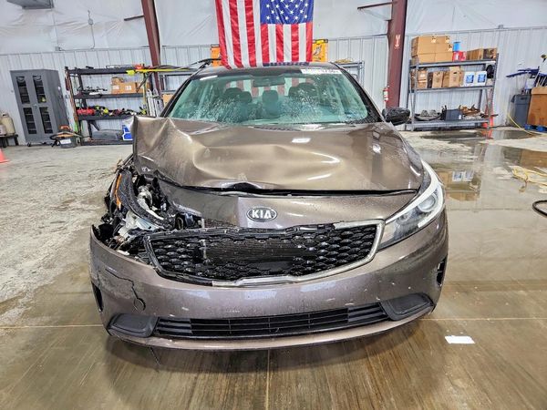 2017 KIA FORTE LX Base