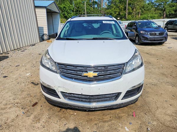 2017 CHEVROLET TRAVERSE LS