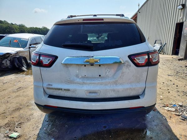 2017 CHEVROLET TRAVERSE LS