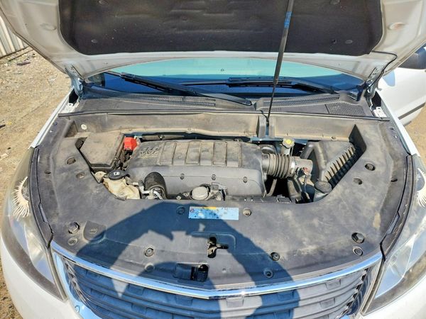 2017 CHEVROLET TRAVERSE LS
