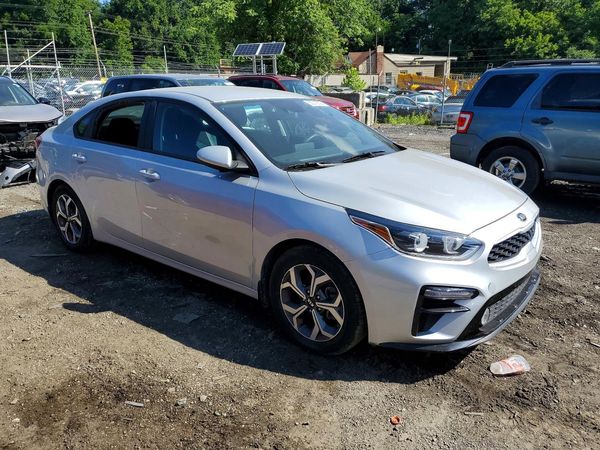 2021 KIA FORTE FE, LXS