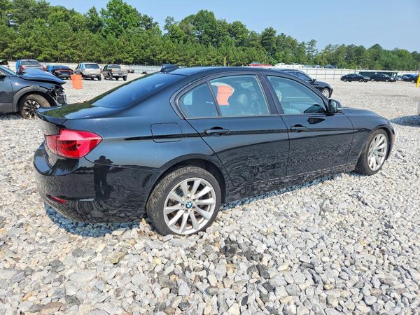 2017 BMW 320