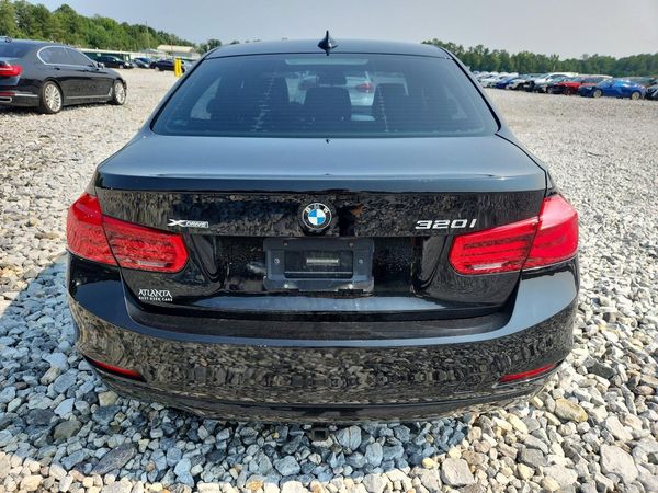2017 BMW 320