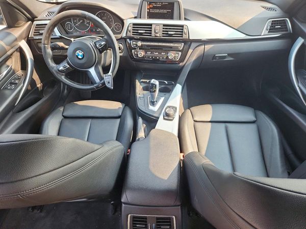 2017 BMW 320