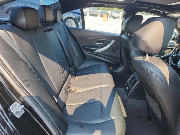 2017 BMW 320