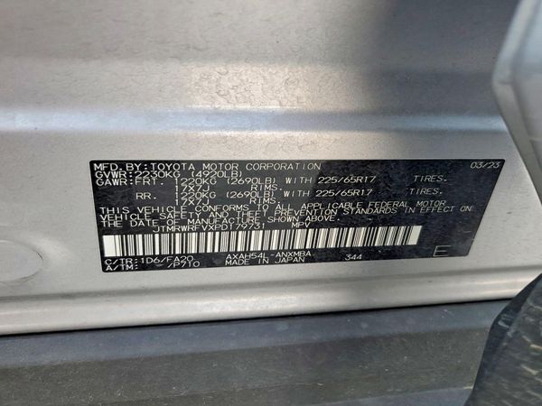 2023 TOYOTA RAV4 XLE