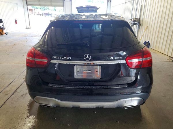 2018 MERCEDES-BENZ GLA GLA250-4M