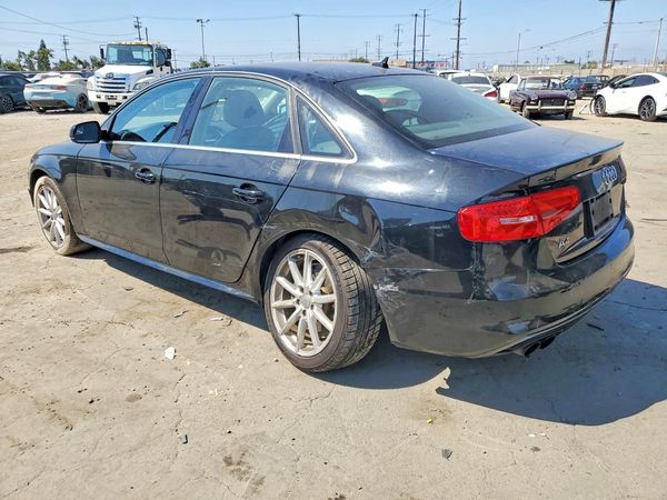 2016 AUDI A4 Premium