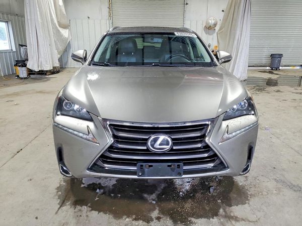 2015 LEXUS NX 200t Luxury