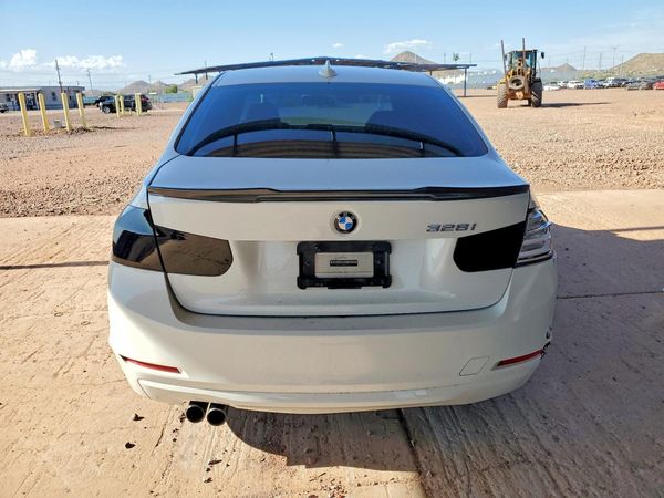 2013 BMW 328 SA