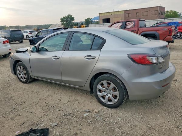 2013 MAZDA 3 Sport/GX