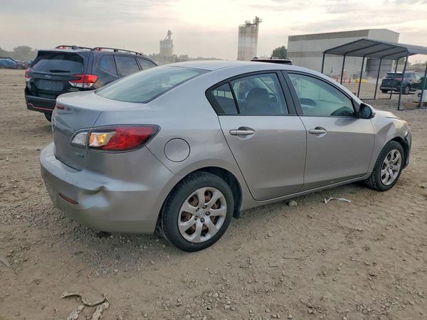 2013 MAZDA 3 Sport/GX