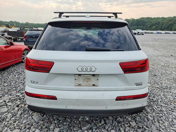 2017 AUDI Q7 quattro Prestige