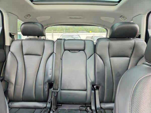 2017 AUDI Q7 quattro Prestige
