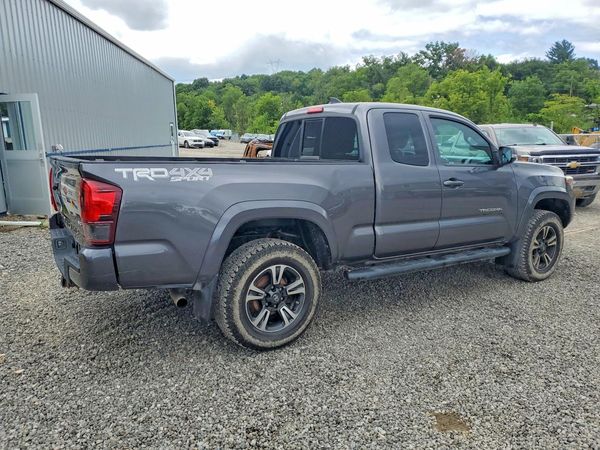2019 TOYOTA TACOMA SR5