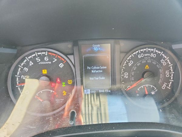 2021 TOYOTA TACOMA SR5