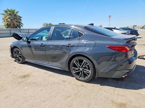 2026 TOYOTA CAMRY