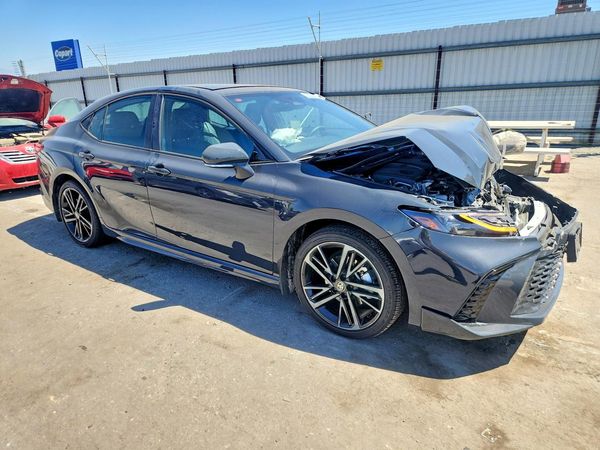 2026 TOYOTA CAMRY