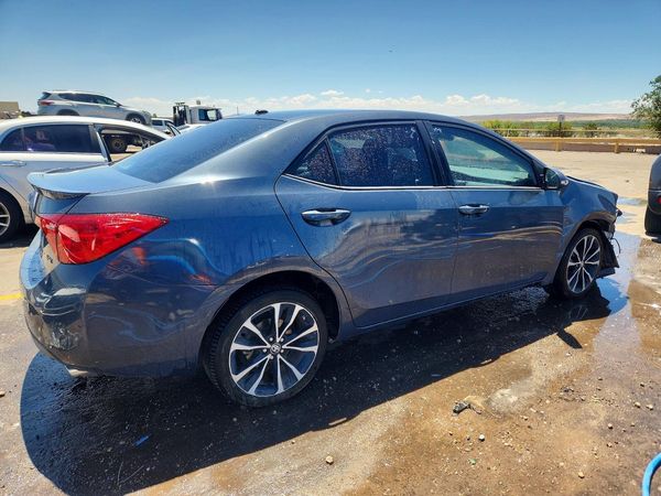 2017 TOYOTA COROLLA