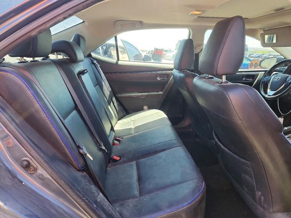 2017 TOYOTA COROLLA