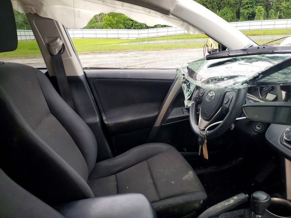 2015 TOYOTA RAV4 LE (X Grade)