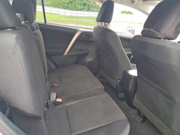 2015 TOYOTA RAV4 LE (X Grade)