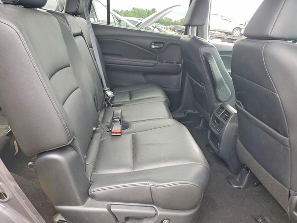 2022 HONDA PILOT SE