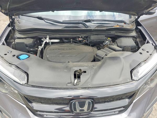 2022 HONDA PILOT SE