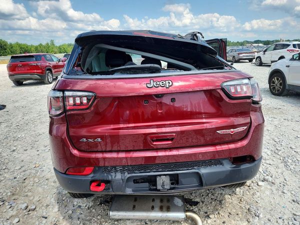 2021 JEEP COMPASS Trailhawk