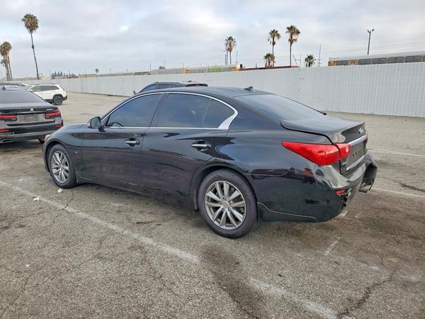 2015 INFINITI Q50
