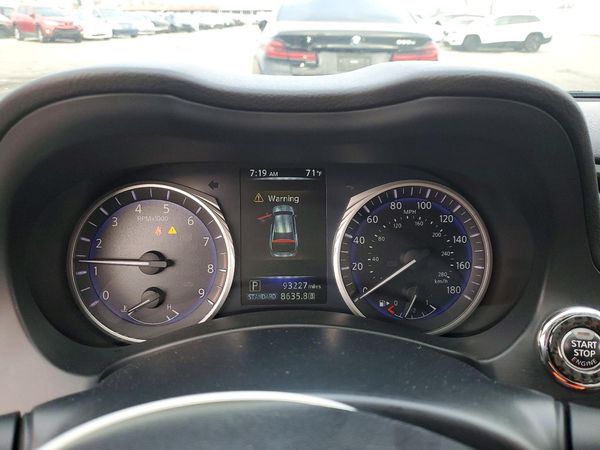 2015 INFINITI Q50
