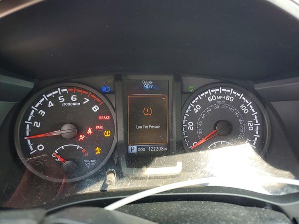 2021 TOYOTA TACOMA SR5