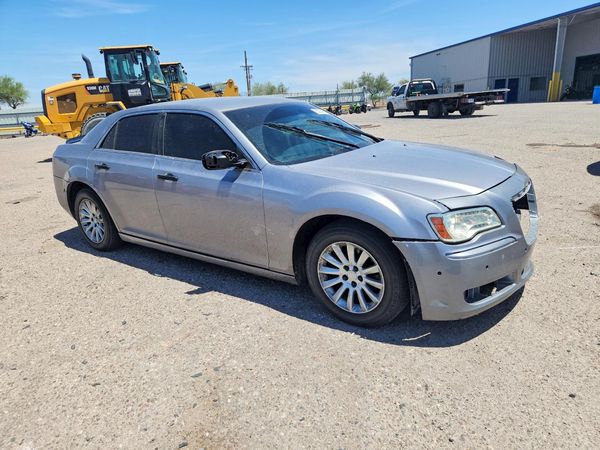 2014 CHRYSLER 300