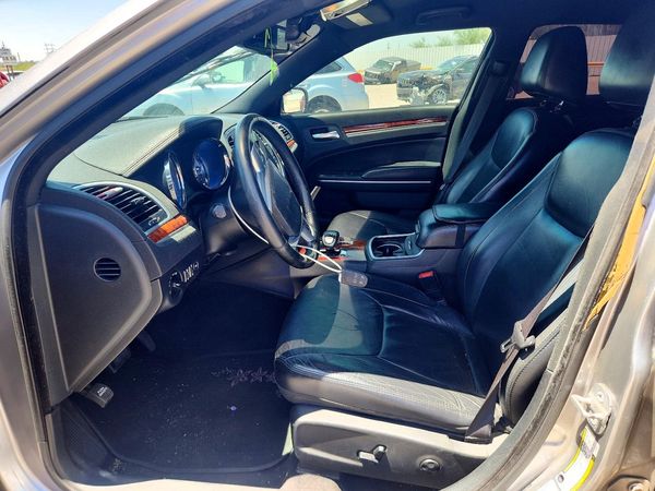 2014 CHRYSLER 300