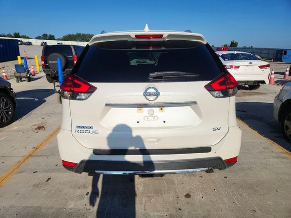 2018 NISSAN ROGUE