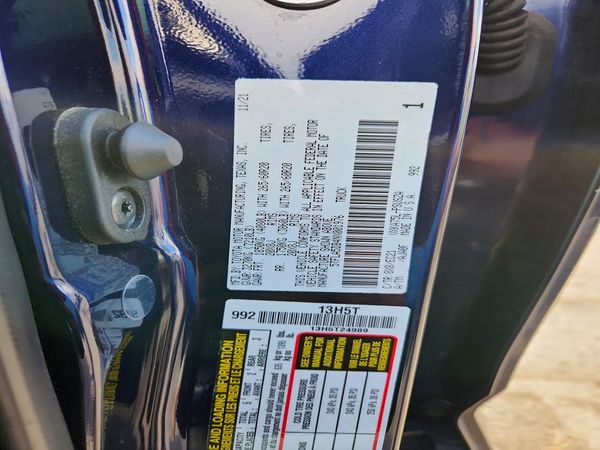 2022 TOYOTA TUNDRA SR5