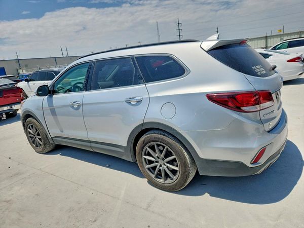 2018 HYUNDAI SANTA FE SE Base