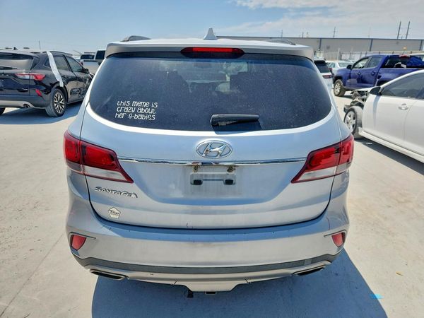 2018 HYUNDAI SANTA FE SE Base