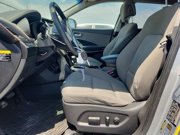 2018 HYUNDAI SANTA FE SE Base