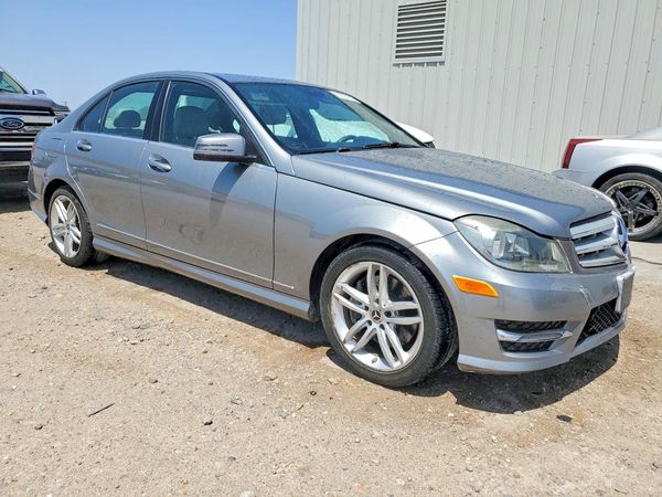 2013 MERCEDES-BENZ C C300