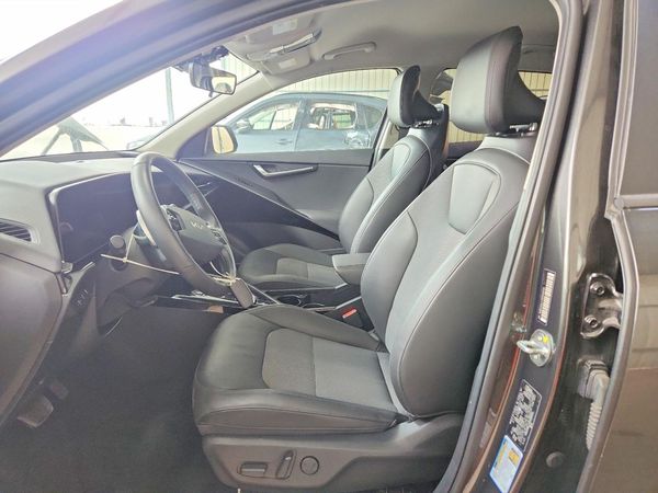 2024 KIA NIRO Wind