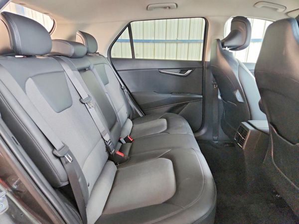2024 KIA NIRO Wind
