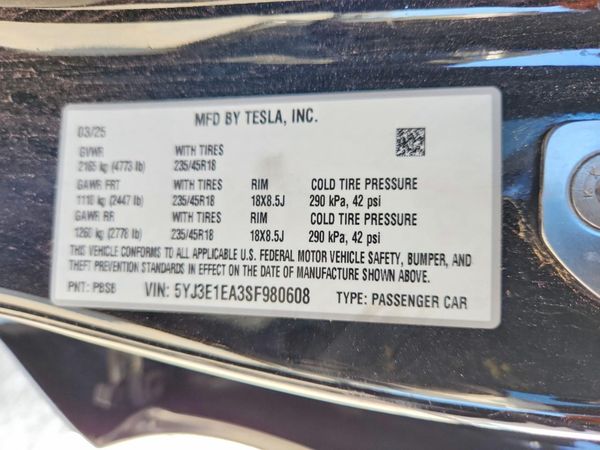 2025 TESLA MODEL 3