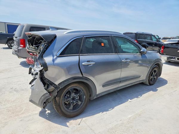 2022 KIA NIRO