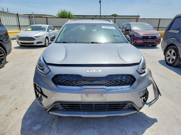 2022 KIA NIRO