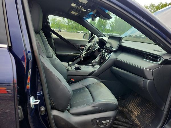 2021 TOYOTA VENZA